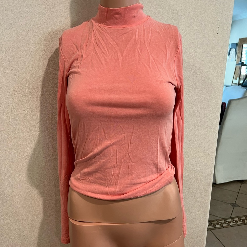 Long sleeve turtle neck